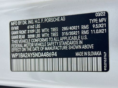 Certified 2022 Porsche Cayenne Coupe image 33