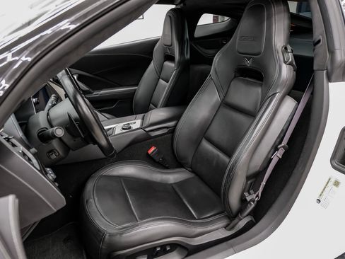 Used 2017 Chevrolet Corvette Z06 image 34