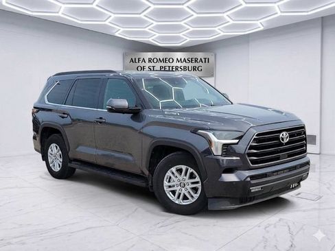 Used 2025 Toyota Sequoia SR5 AWD/4WD image 1