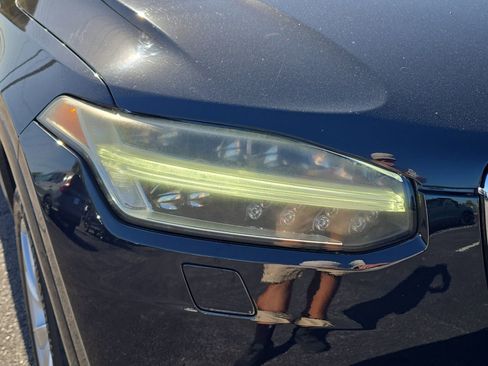 Used 2016 Volvo XC90 T6 Momentum w/ Momentum Plus Package image 7