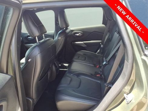 Used 2021 Jeep Cherokee Latitude Lux 80th Anniv w/ Quick Order Package 26U 80TH AWD/4WD image 8