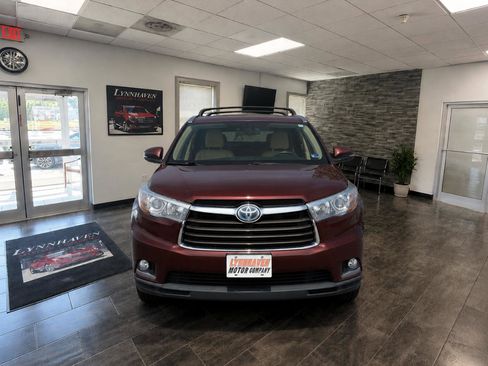 Used 2014 Toyota Highlander Limited Platinum AWD/4WD image 20