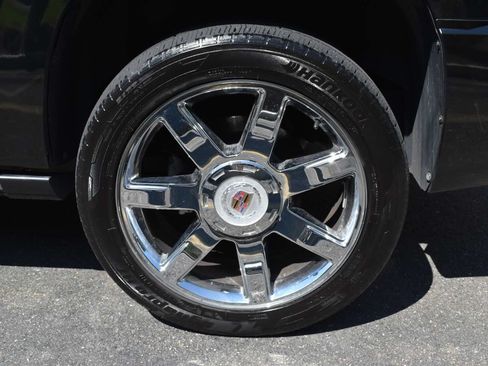 Used 2011 Cadillac Escalade Premium AWD/4WD image 71