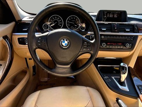 Used 2013 BMW 328i xDrive Sedan AWD/4WD image 6
