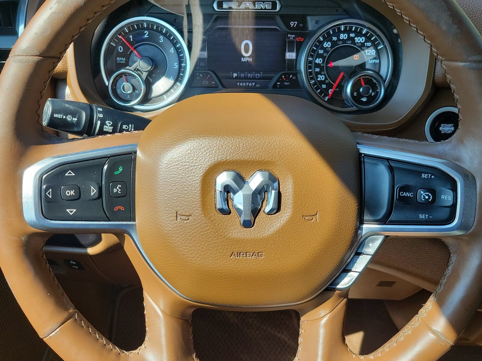 Used 2019 RAM 1500 Laramie AWD/4WD image 12