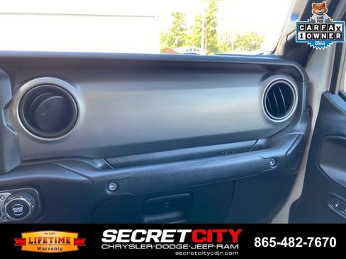 Used 2021 Jeep Gladiator Sport AWD/4WD image 14