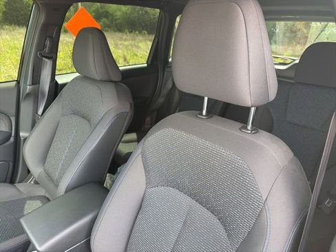 Used 2025 Subaru Forester Premium image 11