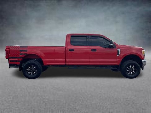 Used 2017 Ford F250 XLT w/ XLT Value Package image 4