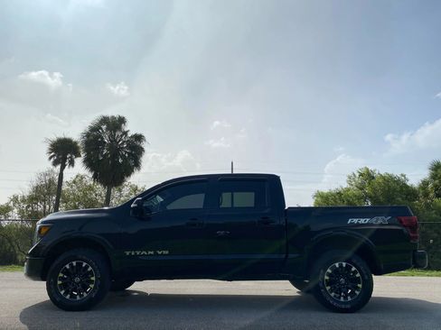 Used 2019 Nissan Titan PRO-4X image 6
