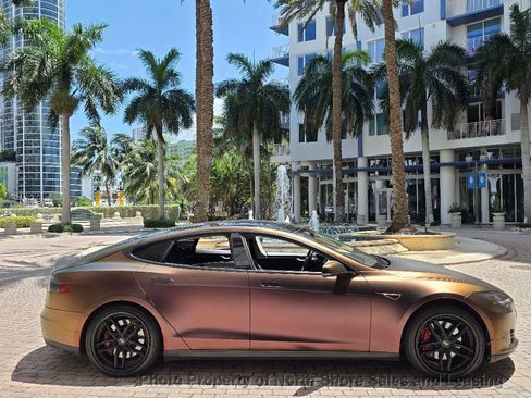 Used 2013 Tesla Model S RWD image 56
