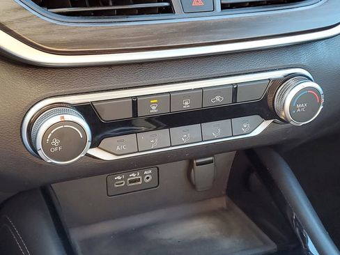 Used 2023 Nissan Altima 2.5 SV image 21