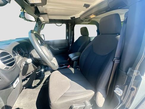 Used 2017 Jeep Wrangler Sport AWD/4WD image 20