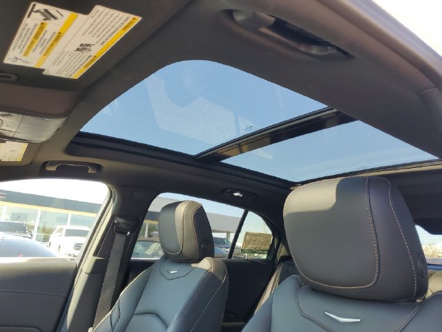 Certified 2019 Cadillac XT4 Sport w/ Cold Weather Package AWD/4WD image 13