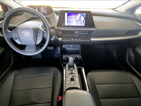 Used 2024 Toyota Prius LE FWD image 19