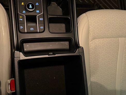 Certified 2024 Kia Sorento EX image 16