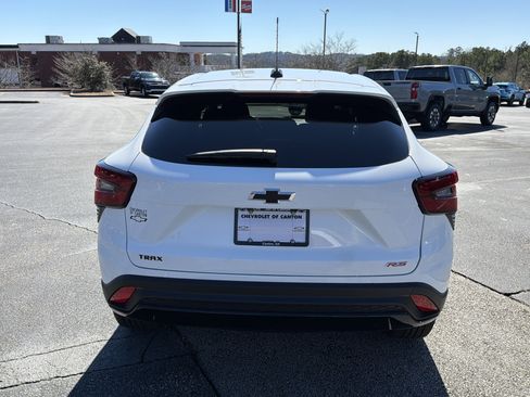 New 2026 Chevrolet Trax RS image 6