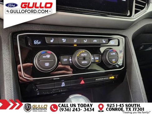 Used 2022 Volkswagen Atlas Cross Sport SE image 27