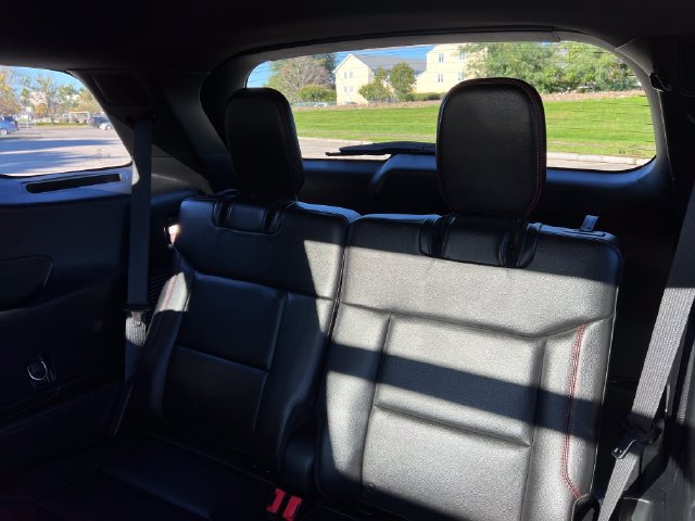 Used 2023 Ford Explorer ST-Line w/ Class IV Trailer Tow Package AWD/4WD image 25