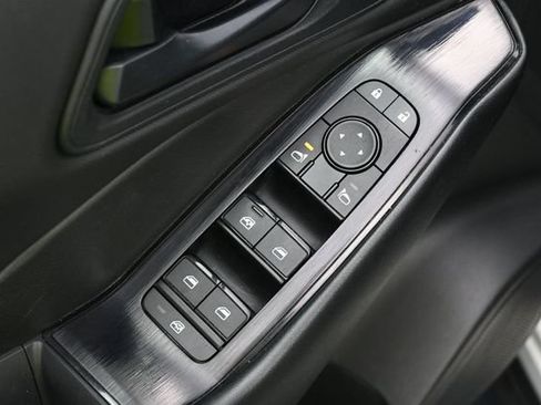 Used 2024 Nissan Rogue S AWD/4WD image 12