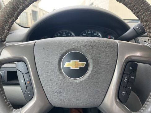 Used 2012 Chevrolet Tahoe LT RWD image 13