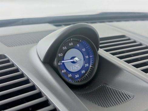 Used 2024 Porsche 911 Carrera S image 16