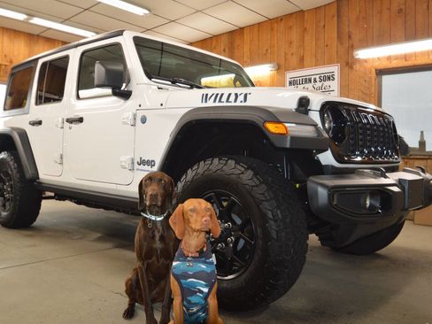 Used 2025 Jeep Wrangler Unlimited Sport S 4xe image 2