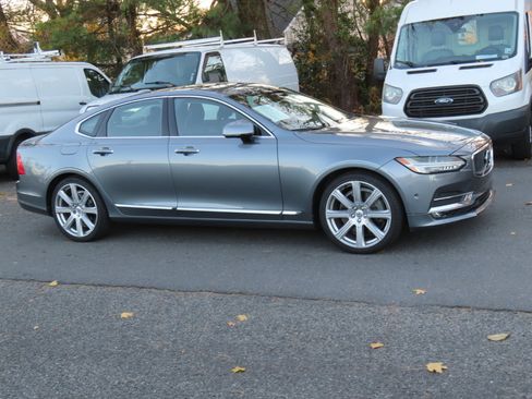 Used 2017 Volvo S90 T6 Inscription image 20