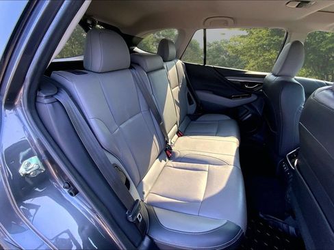 Used 2020 Subaru Outback Limited w/ Popular Package #2 AWD/4WD image 24
