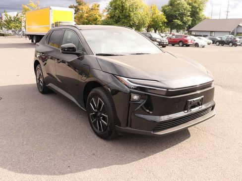 Used 2026 Toyota bZ AWD/4WD image 3