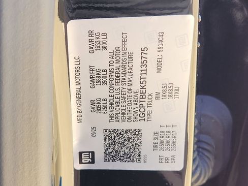 New 2026 Chevrolet Colorado W/T w/ WT Custom Package image 23