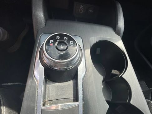 Used 2024 Ford Escape Platinum AWD/4WD image 43