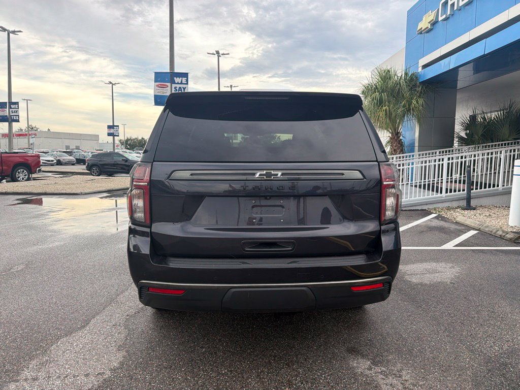Used 2022 Chevrolet Tahoe Z71 w/ Luxury Package AWD/4WD image 8