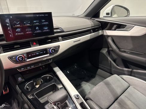 Used 2022 Audi A4 2.0T Premium Plus w/ Premium Plus Package image 18