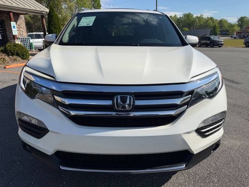 Used 2017 Honda Pilot Elite image 4