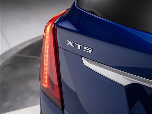 Used 2023 Cadillac XT5 Luxury FWD image 31