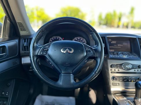 Used 2012 INFINITI G37 Journey w/ Premium Pkg image 13