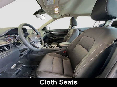 Used 2023 Nissan Altima 2.5 SV AWD/4WD image 5