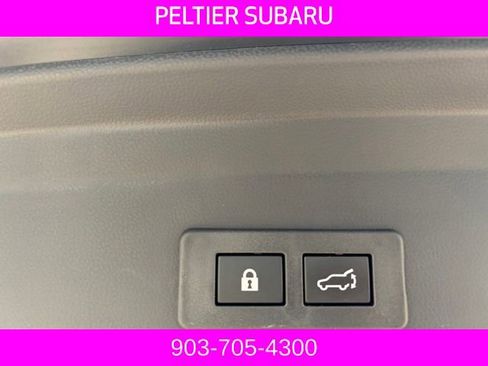 Used 2024 Subaru Ascent Onyx Edition image 19