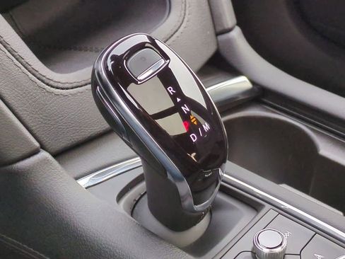 Certified 2024 Cadillac XT6 Premium Luxury w/ Technology Package image 34