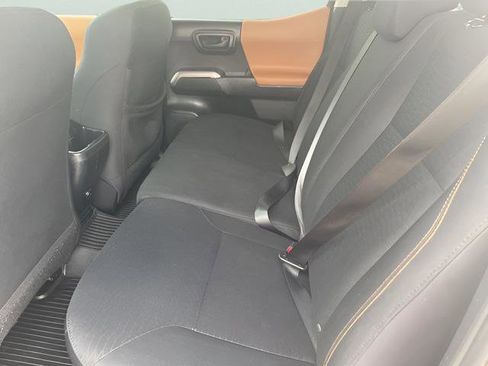 Used 2017 Toyota Tacoma SR5 w/ Tow Package image 27