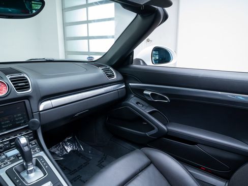 Used 2016 Porsche Boxster GTS RWD image 11