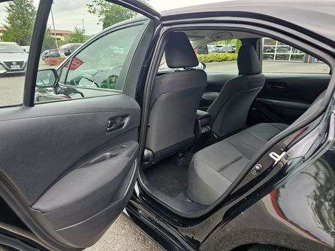Used 2024 Toyota Corolla LE FWD image 12