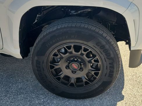 New 2025 Toyota Tacoma SR5 image 20