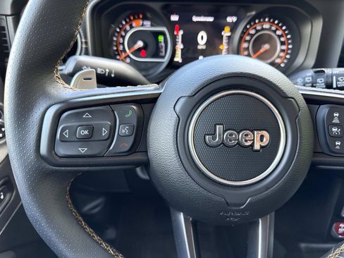 Used 2024 Jeep Wrangler Unlimited Rubicon 392 AWD/4WD image 15