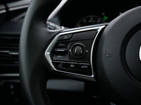 Certified 2025 Acura RDX SH-AWD image 28