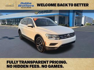 Used 2021 Volkswagen Tiguan SE w/ Panoramic Sunroof Package FWD 360° Tour