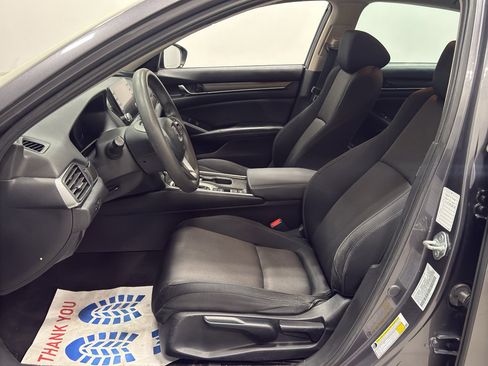 Used 2021 Honda Accord LX image 10