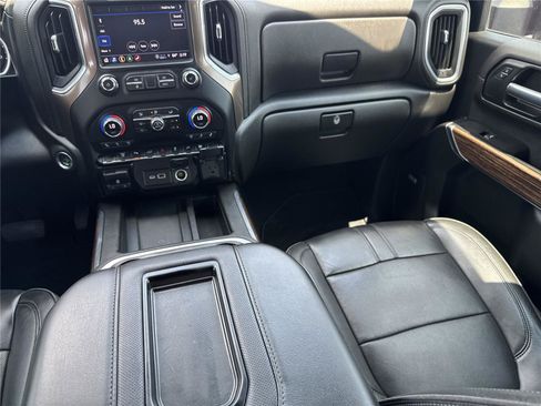 Used 2022 Chevrolet Silverado 2500 High Country AWD/4WD image 17