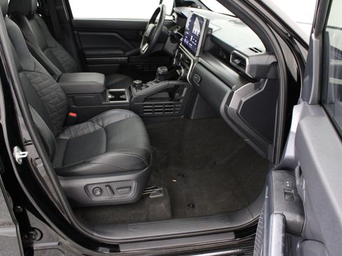 Used 2025 Toyota 4Runner TRD Off-Road Premium w/ Tow Technology Package AWD/4WD image 41