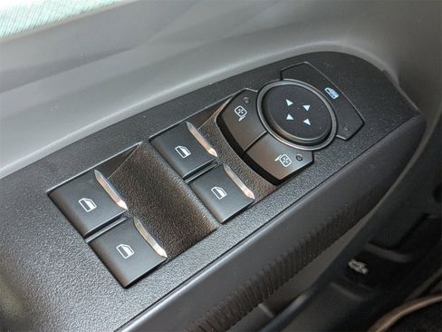 New 2025 Ford Maverick XL w/ Equipment Group 101A image 25